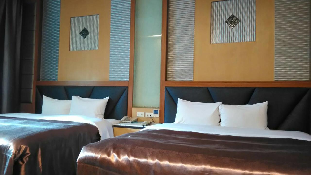 Michelle Motel Tchaj-čung Exteriér fotografie